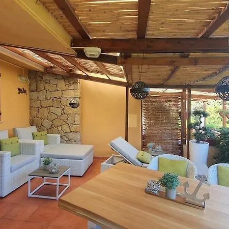 Bougainvilla Apartamento Costa Paradiso